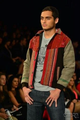 Polera Aguayo Edition